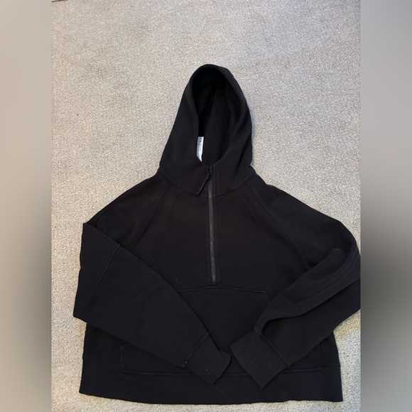 Lululemon Scuba - Picture 2 of 8